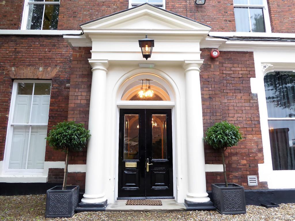 The Heaton At Claremont Serviced Apartments Лидс Экстерьер фото