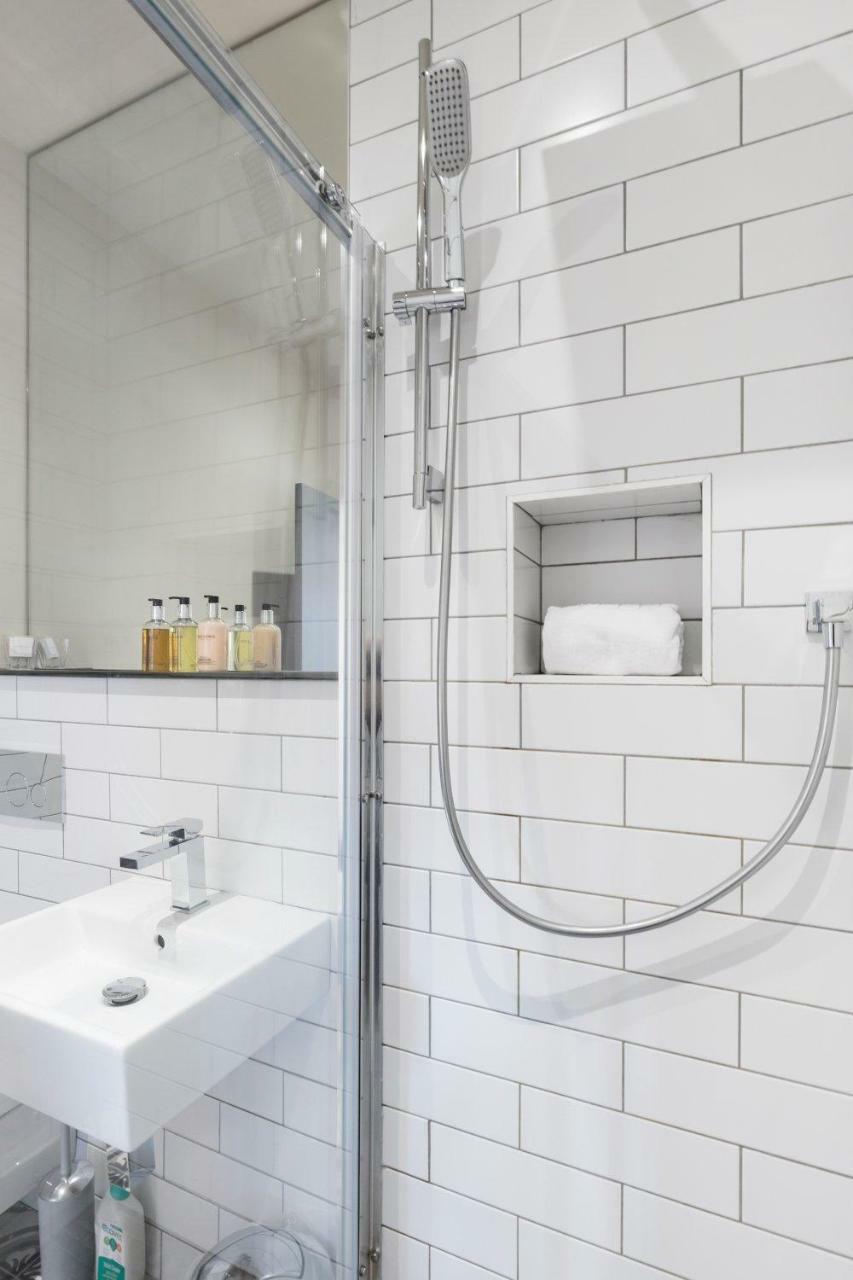 The Heaton At Claremont Serviced Apartments Лидс Экстерьер фото